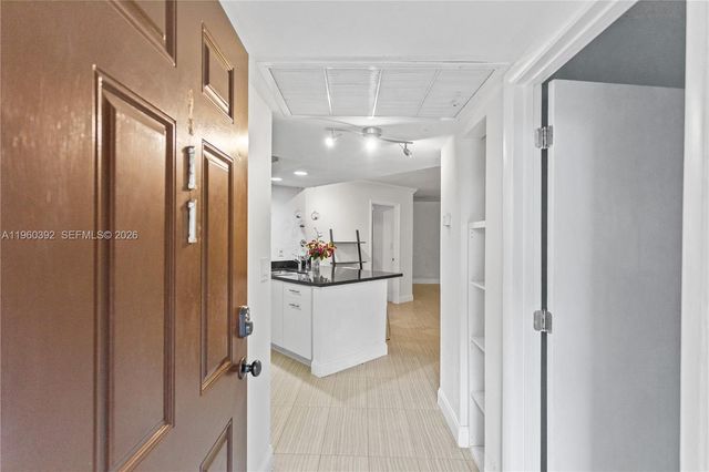 10401 W Broward Blvd 111, Plantation, FL 33324