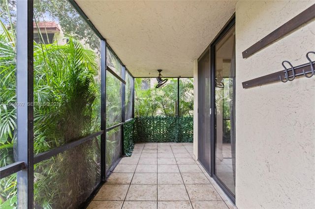 10401 W Broward Blvd 111, Plantation, FL 33324