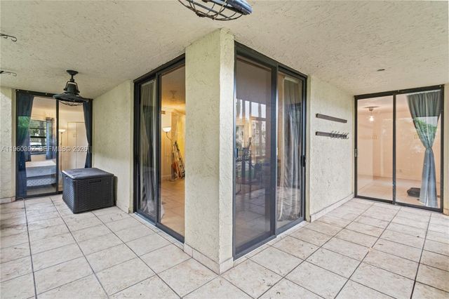 10401 W Broward Blvd 111, Plantation, FL 33324