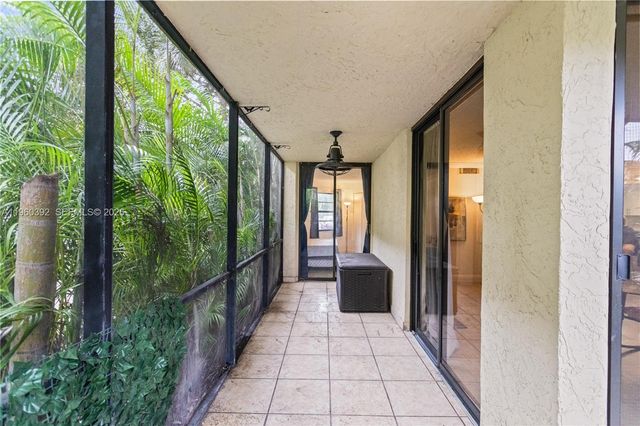 10401 W Broward Blvd 111, Plantation, FL 33324