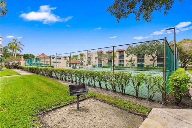 10401 W Broward Blvd 111, Plantation, FL 33324