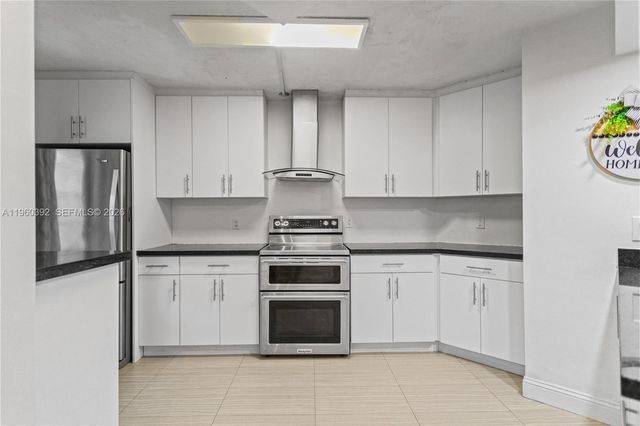 10401 W Broward Blvd 111, Plantation, FL 33324