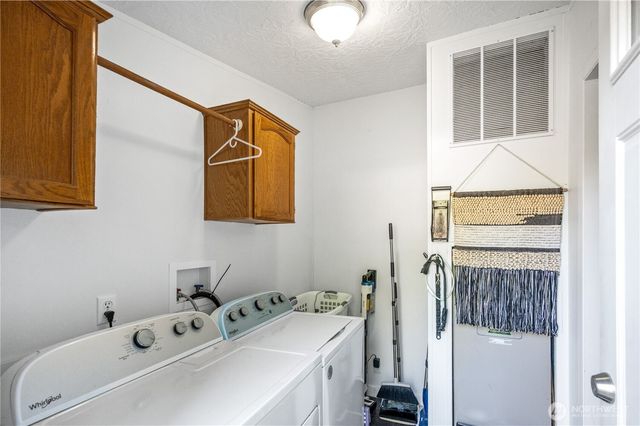 492 Hilltop Drive, Sedro Woolley, WA 98284