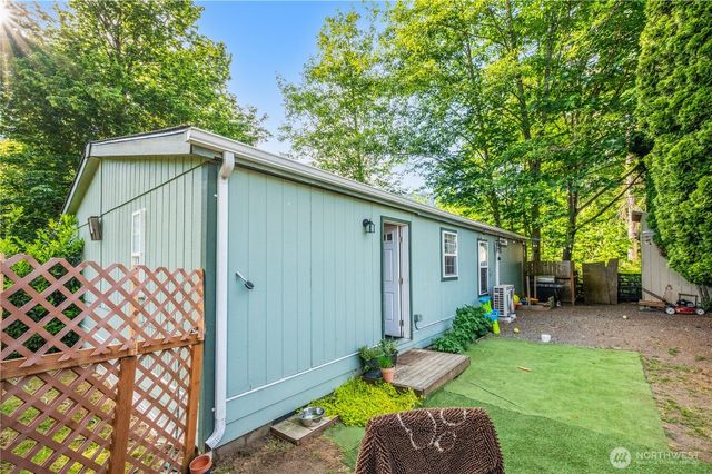 492 Hilltop Drive, Sedro Woolley, WA 98284