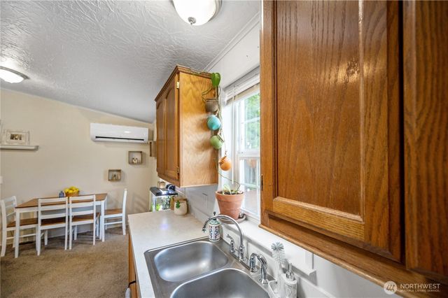 492 Hilltop Drive, Sedro Woolley, WA 98284
