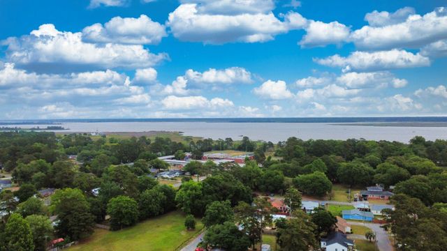 2220 S Island Rd., Georgetown, SC 29440
