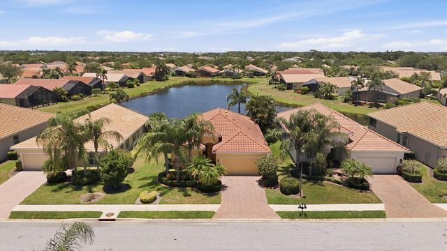 6755 41ST STREET CIRCLE E, Sarasota, FL 34243