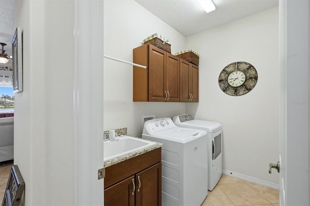6755 41ST STREET CIRCLE E, Sarasota, FL 34243