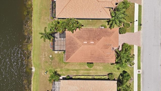 6755 41ST STREET CIRCLE E, Sarasota, FL 34243