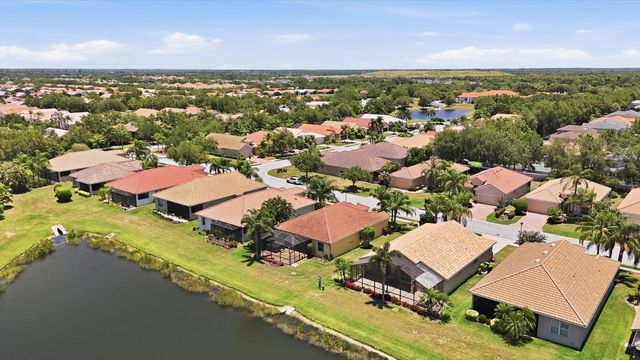 6755 41ST STREET CIRCLE E, Sarasota, FL 34243