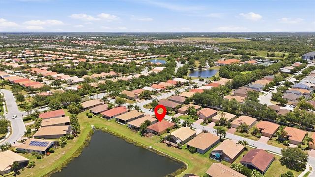 6755 41ST STREET CIRCLE E, Sarasota, FL 34243