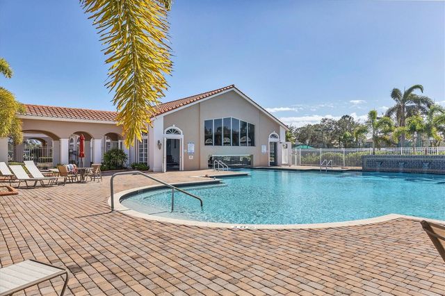 6755 41ST STREET CIRCLE E, Sarasota, FL 34243