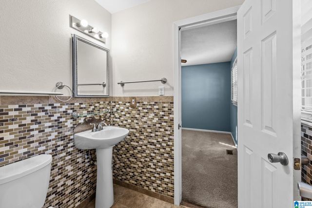 3213 45TH PLACE E, Tuscaloosa, AL 35405