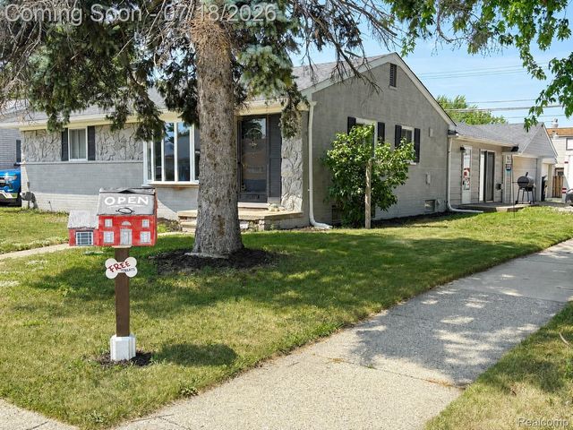 31214 Geraldine Street, Westland, MI 48185