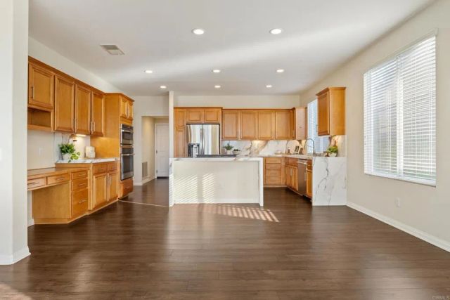 2152 Rocky Point Way, San Marcos, CA 92078