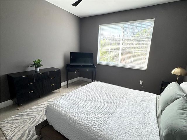 1190 Reserve WAY 304, Naples, FL 34105