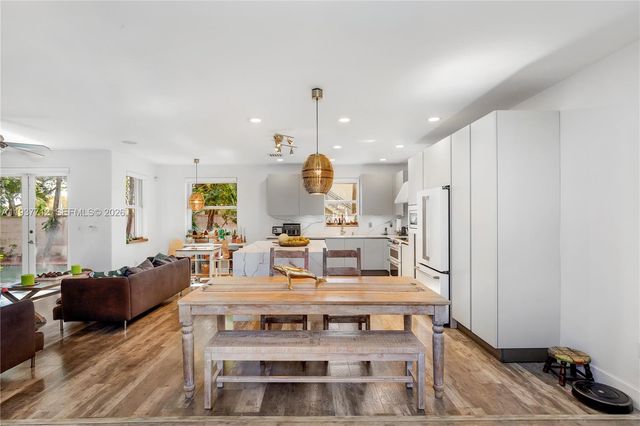 10800 NW 51st Ln, Doral, FL 33178