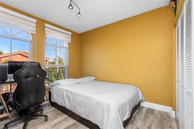 10800 NW 51st Ln, Doral, FL 33178