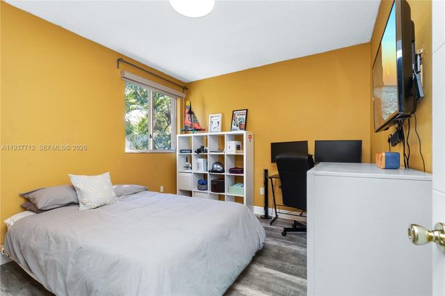 10800 NW 51st Ln, Doral, FL 33178