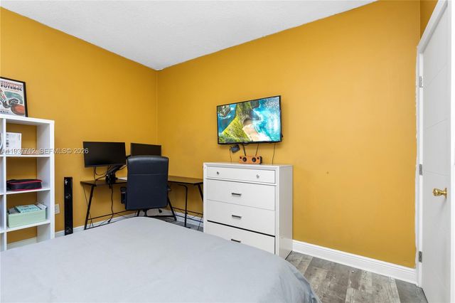 10800 NW 51st Ln, Doral, FL 33178