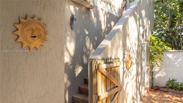 10800 NW 51st Ln, Doral, FL 33178