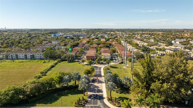 10800 NW 51st Ln, Doral, FL 33178