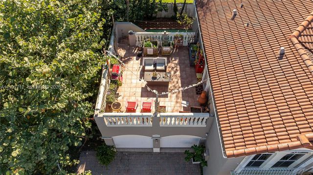 10800 NW 51st Ln, Doral, FL 33178