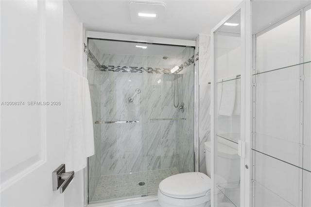 3701 N Country Club Drive 1805, Aventura, FL 33180