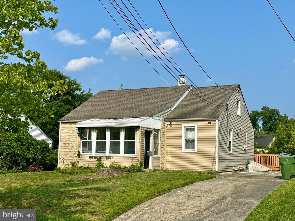 127 PALMWOOD AVE, Cherry Hill, NJ 08003