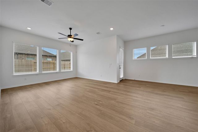 42813 Terraza Boulevard, Magnolia, TX 77354
