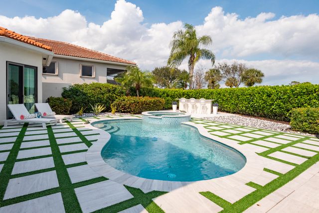 7988 Via Villagio, West Palm Beach, FL 33412