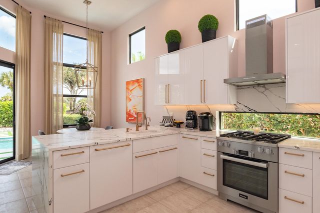 7988 Via Villagio, West Palm Beach, FL 33412