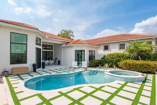 7988 Via Villagio, West Palm Beach, FL 33412