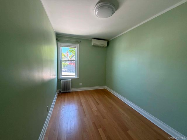 7801 64th Street, Glendale, NY 11385