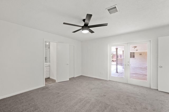 8307 Braesview Lane, Houston, TX 77071
