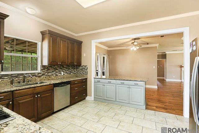 2110 S San Francisco, Gonzales, LA 70737