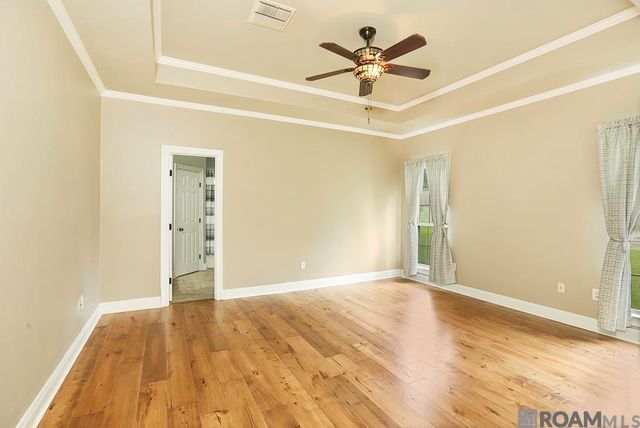 2110 S San Francisco, Gonzales, LA 70737