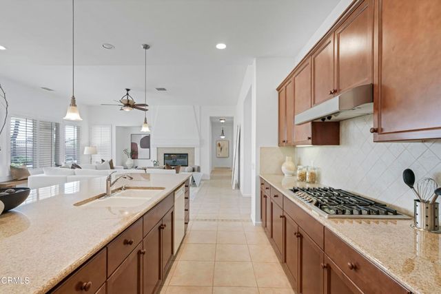 2250 N Hermosa Drive, Palm Springs, CA 92262
