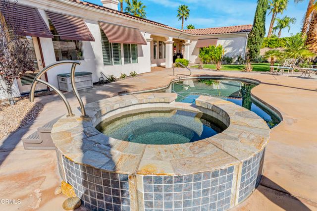 2250 N Hermosa Drive, Palm Springs, CA 92262
