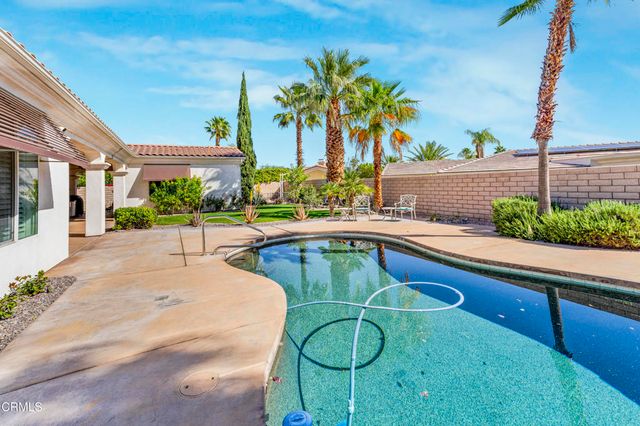 2250 N Hermosa Drive, Palm Springs, CA 92262