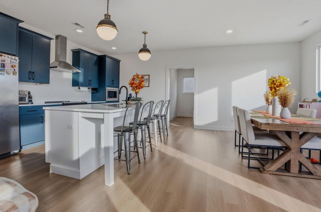 704 ANGELS REST WAY, Columbia, MO 65203