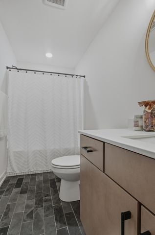 704 ANGELS REST WAY, Columbia, MO 65203