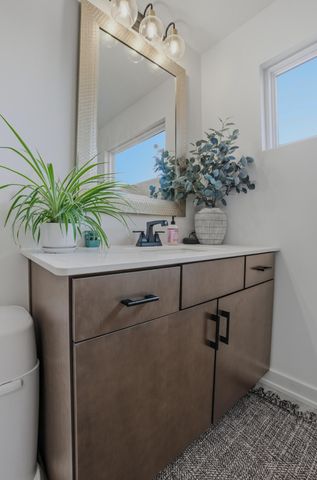 704 ANGELS REST WAY, Columbia, MO 65203