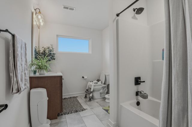 704 ANGELS REST WAY, Columbia, MO 65203