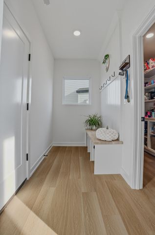 704 ANGELS REST WAY, Columbia, MO 65203