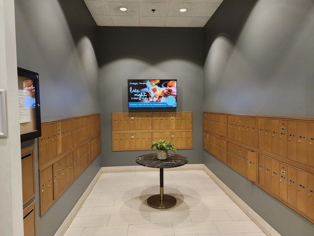 400 W Ontario Street 1108, Chicago, IL 60654