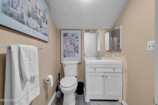492 Bayberry Court, Marlboro, NJ 07726
