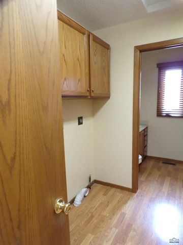 441 ALTA VISTA DR, Rapid City, SD 57701