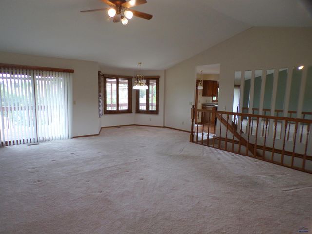 441 ALTA VISTA DR, Rapid City, SD 57701