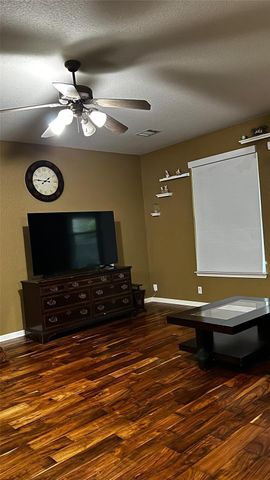 114 Ambrose DR, Pflugerville, TX 78660